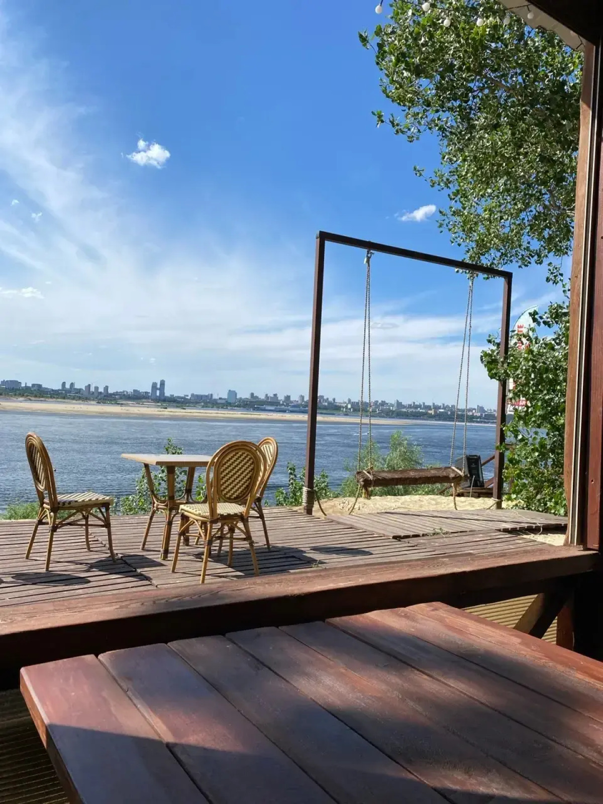 Отель Нобель