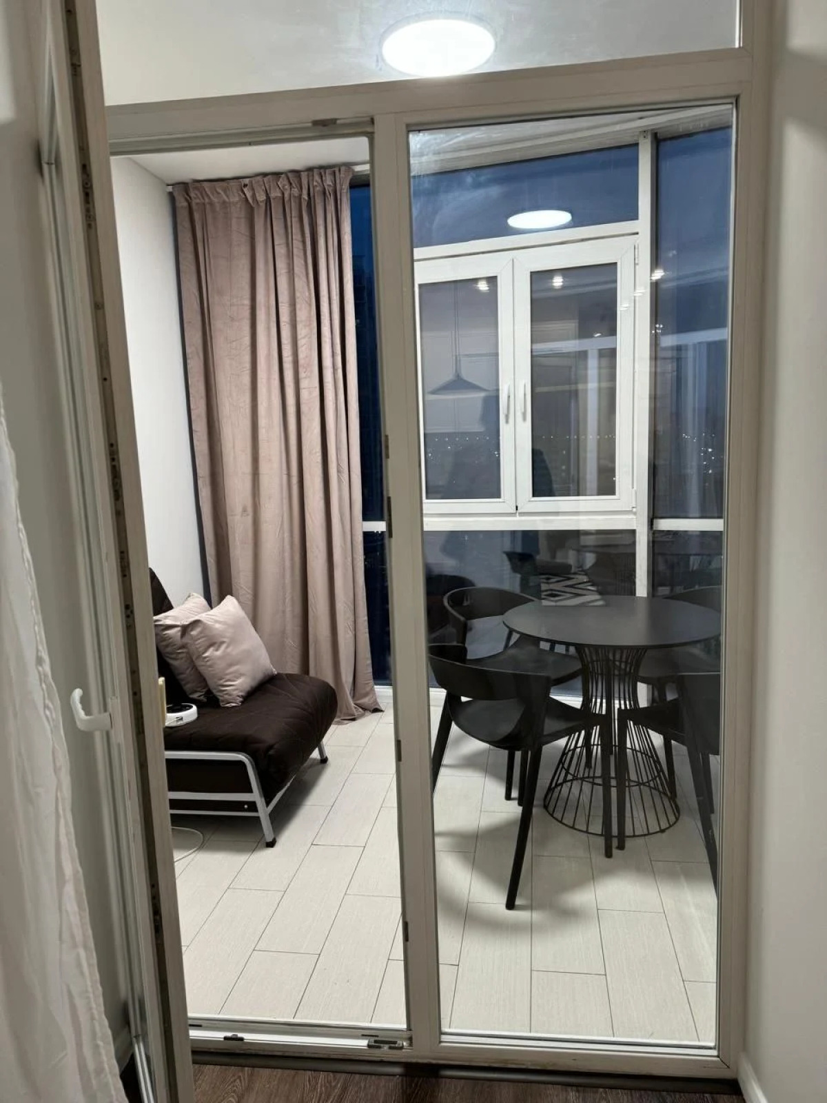 Апартаменты Apart VL с видом на бухту Золотой Рог и мосты