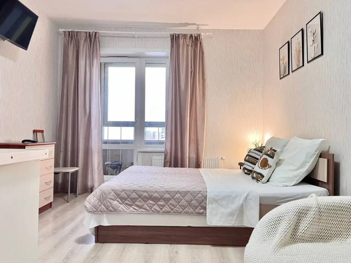 Апартаменты на Революции