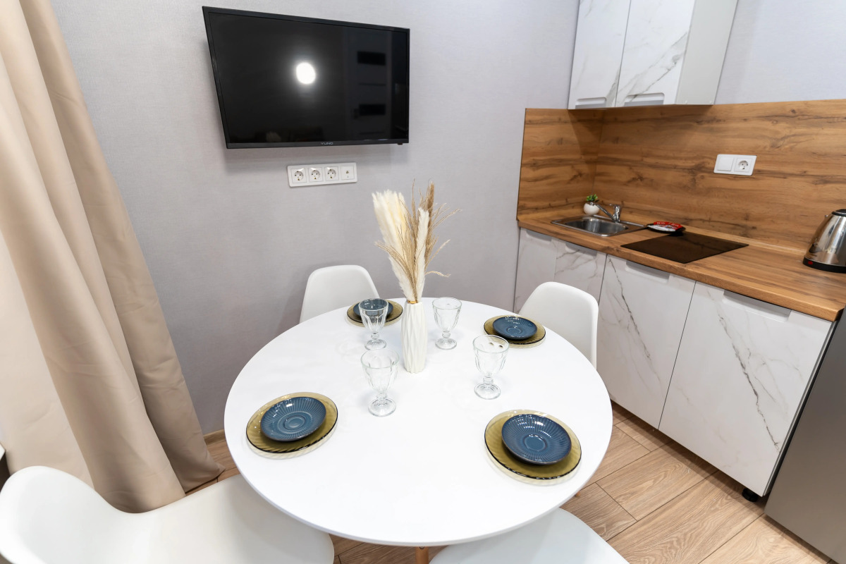 Апартаменты на Авиационной 63/3 (А)