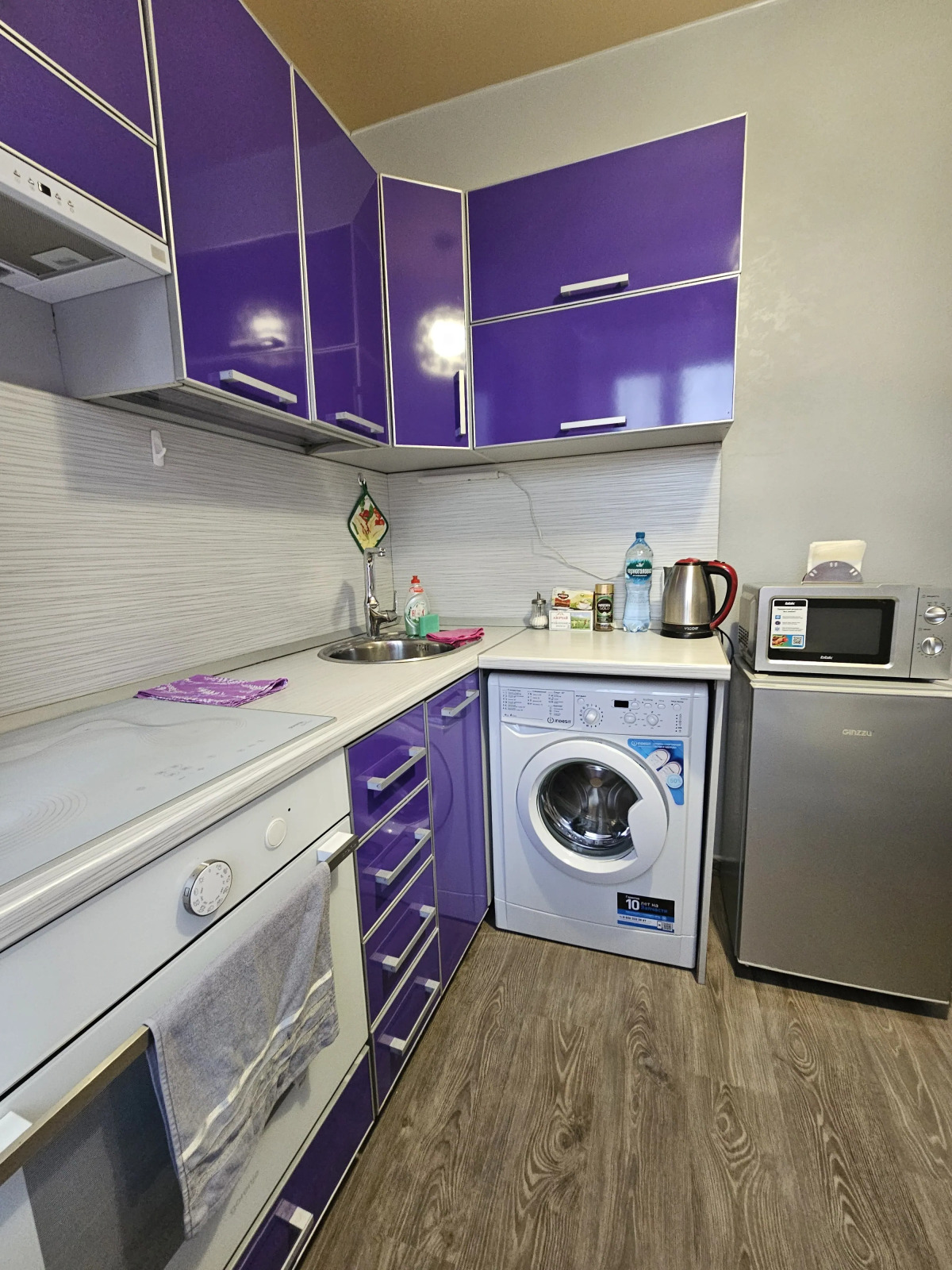 Квартира в самoм цeнтpe возле Kремля