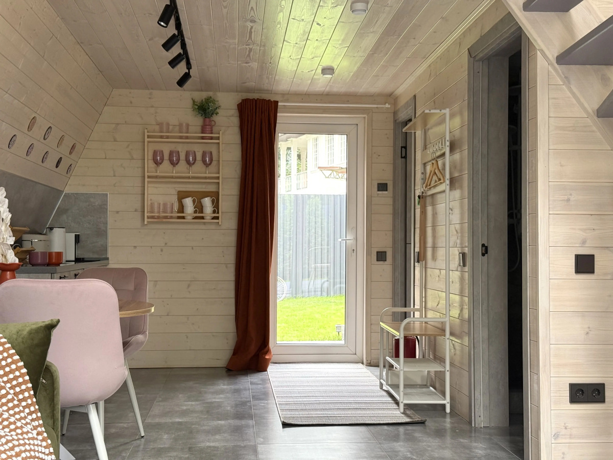 Частный дом Увеличенный А-фрейм Сад с баней и чаном