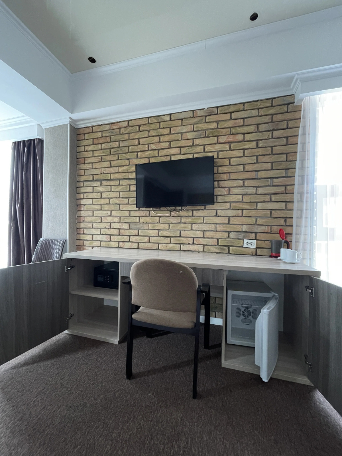 Отель Vzmorie De Luxe