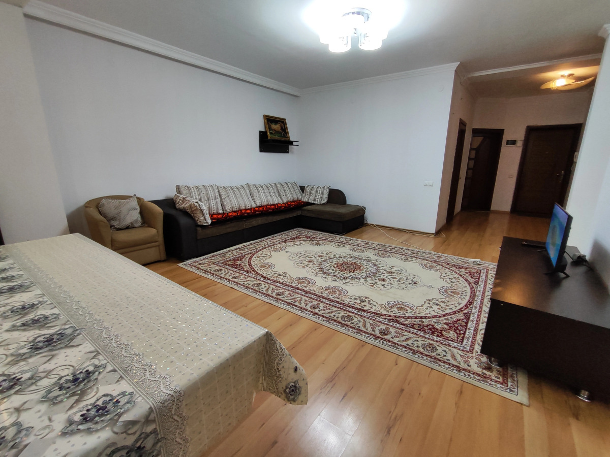 Апартаменты двухкомнатные уютные в самом центре Бишкека