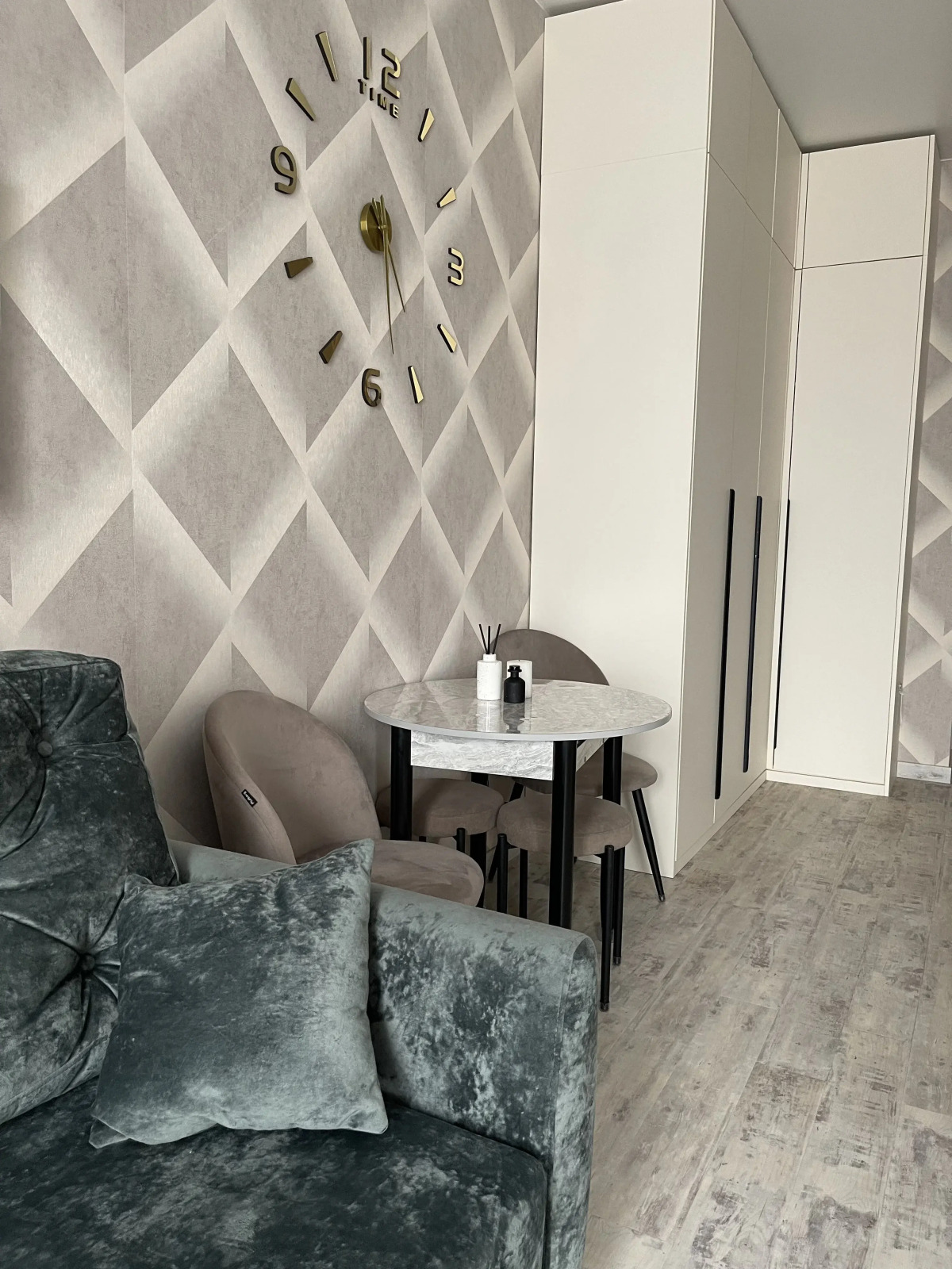 Квартира Ясный берег 12