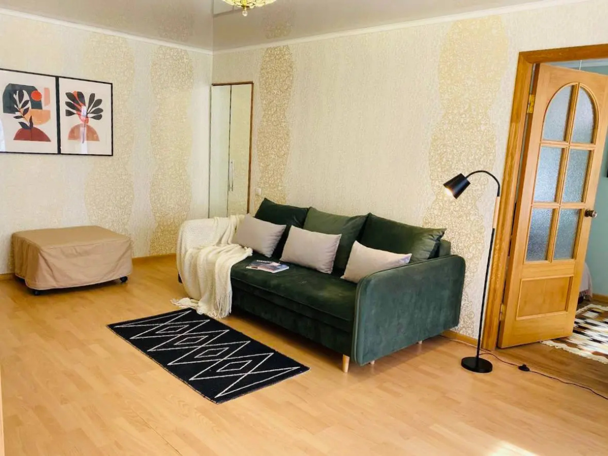 Апартаменты Двухкомнатные апартаменты 50 лет Октября 9/6