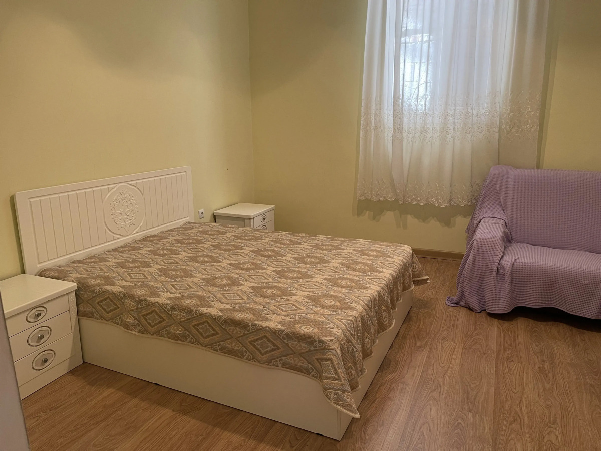 Апартаменты Академика Марра 10