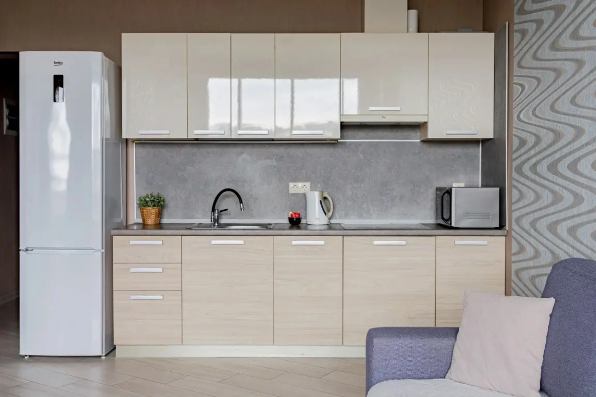 Апартамент Солнечный в центре Сочи у моря с балконом