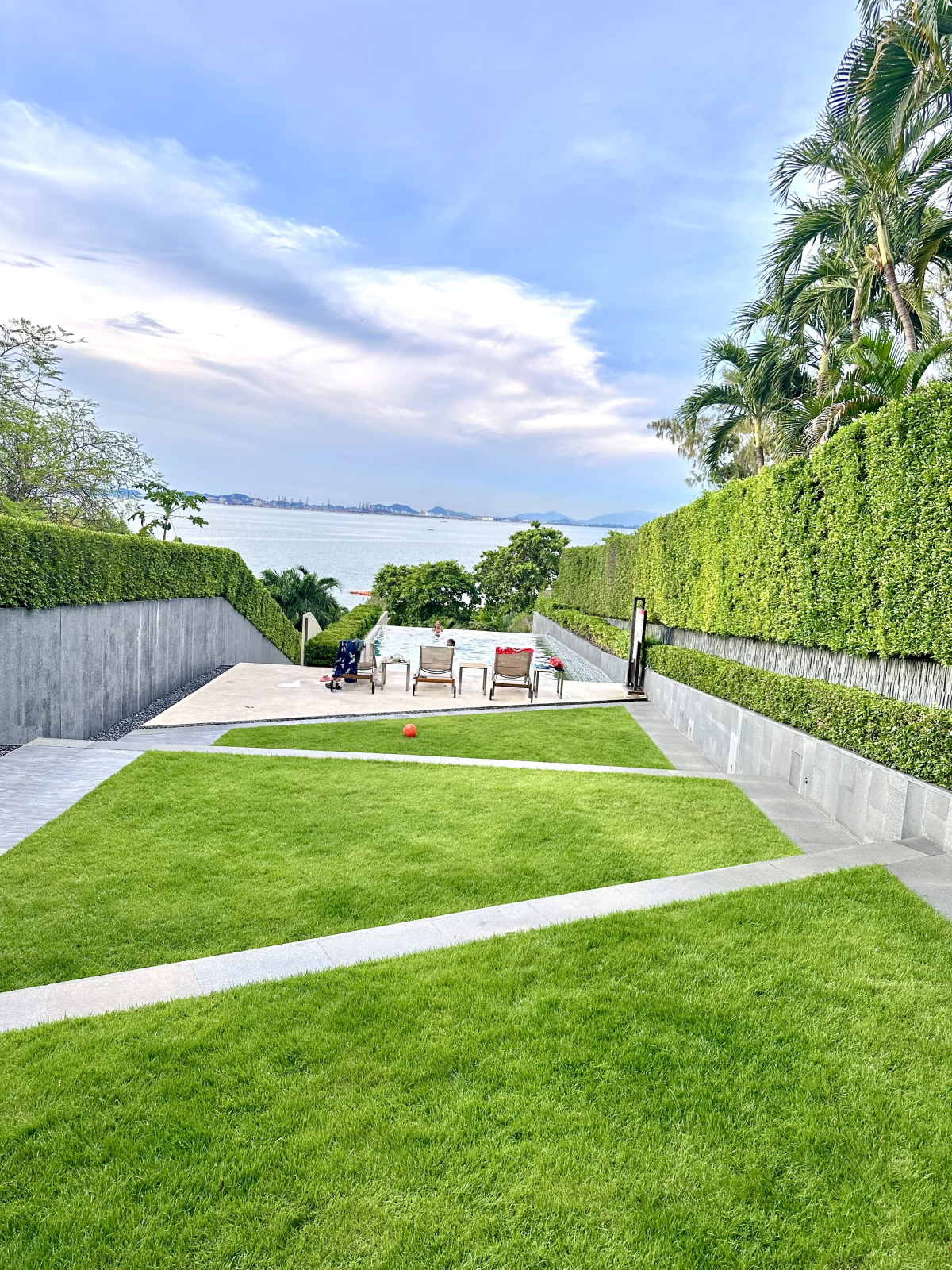 Апартаменты Baan Plai Haad Wongamat