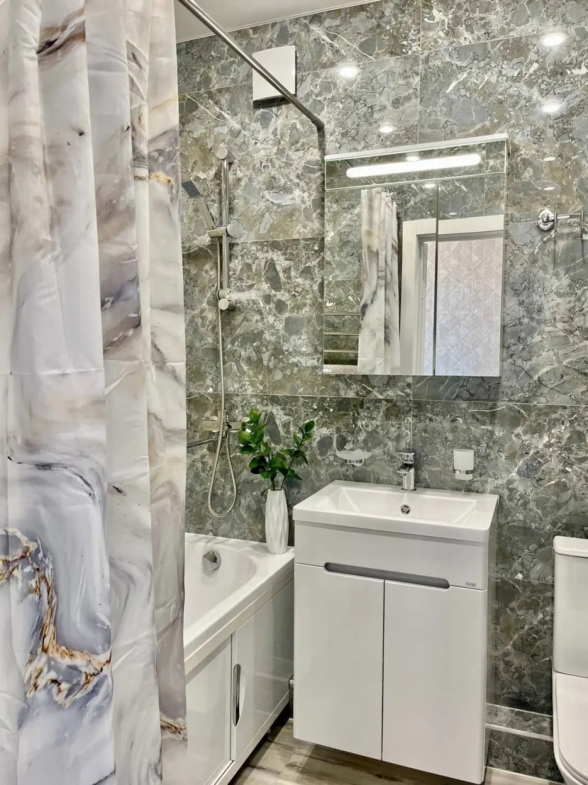 Апартаменты ApartMari Современные апартаменты в двух шагах от центра