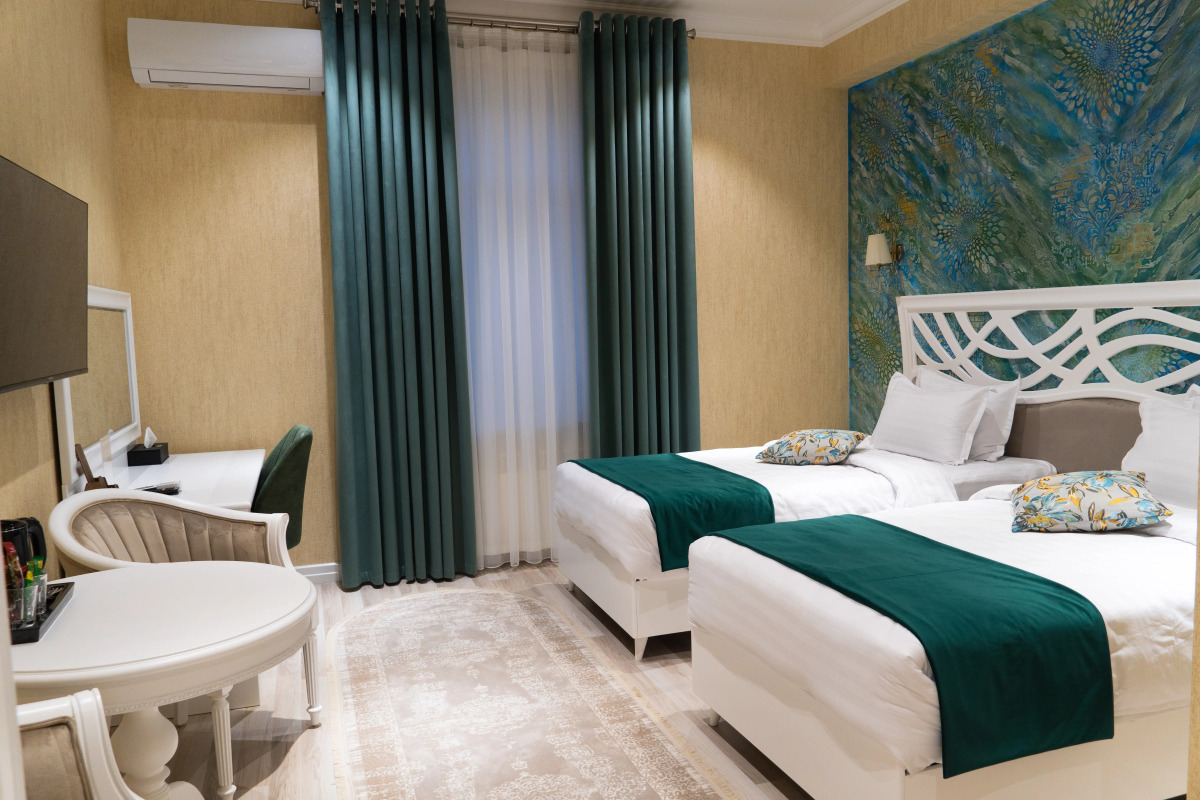 Silk Road Empire Hotel