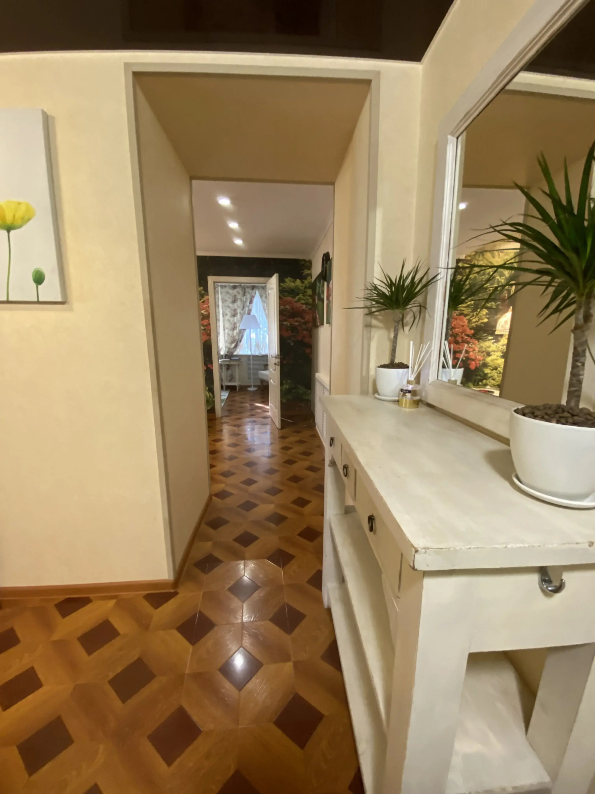 Квартира 2-х комнатные апартаменты Классик на Набережной