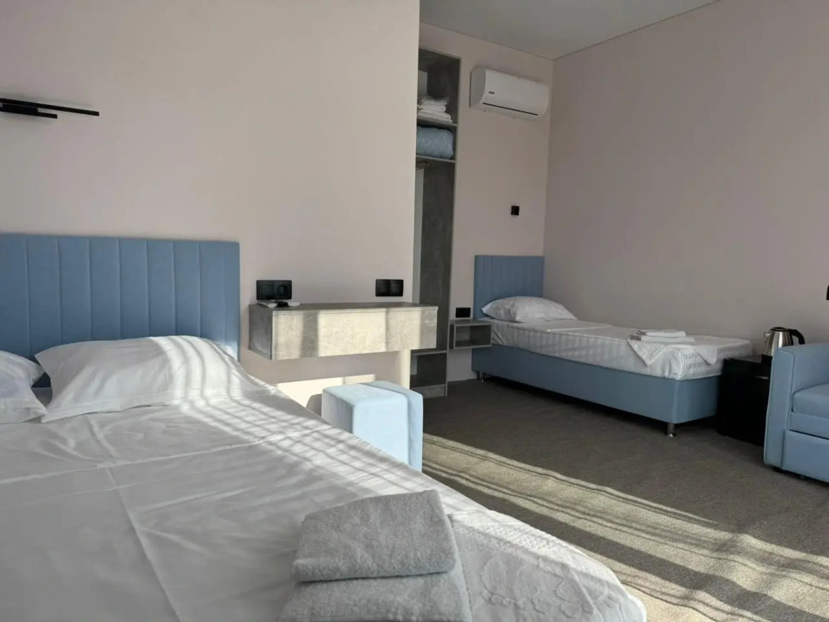 Отель SANDRO&MILANII