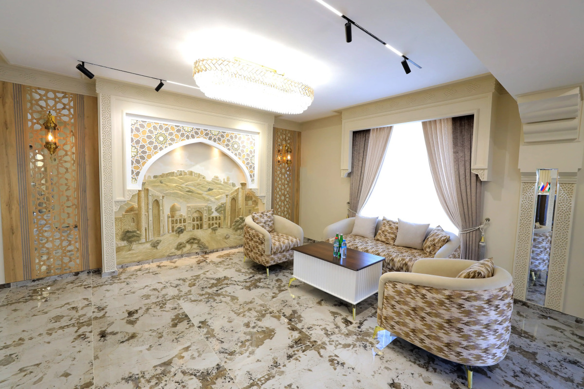 Отель AMIR PLAZA