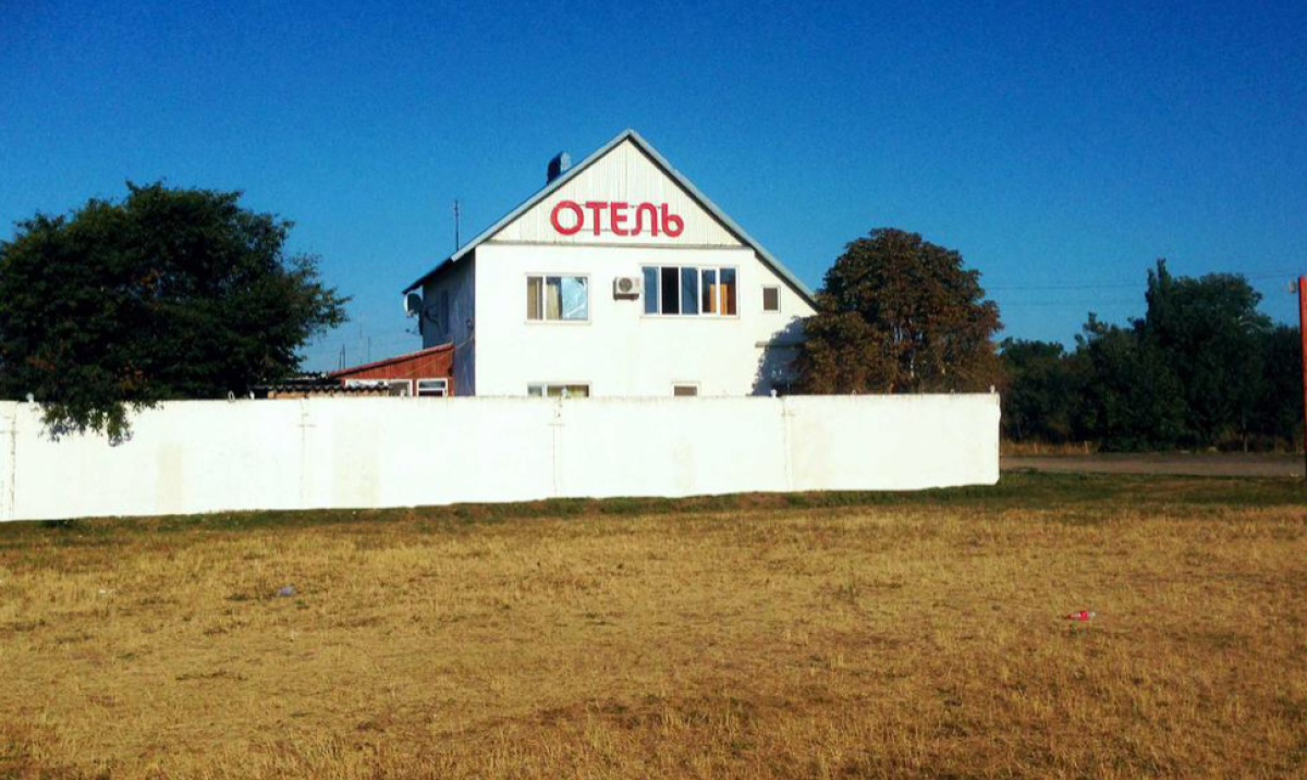 Belyij Dom Na Trasse M4 Don Hotel	