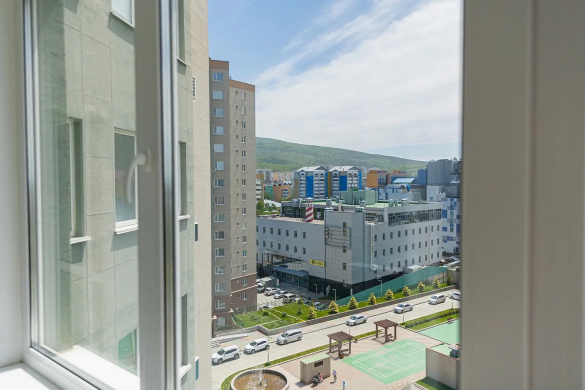 Апартаменты Современная студия на Мира 300