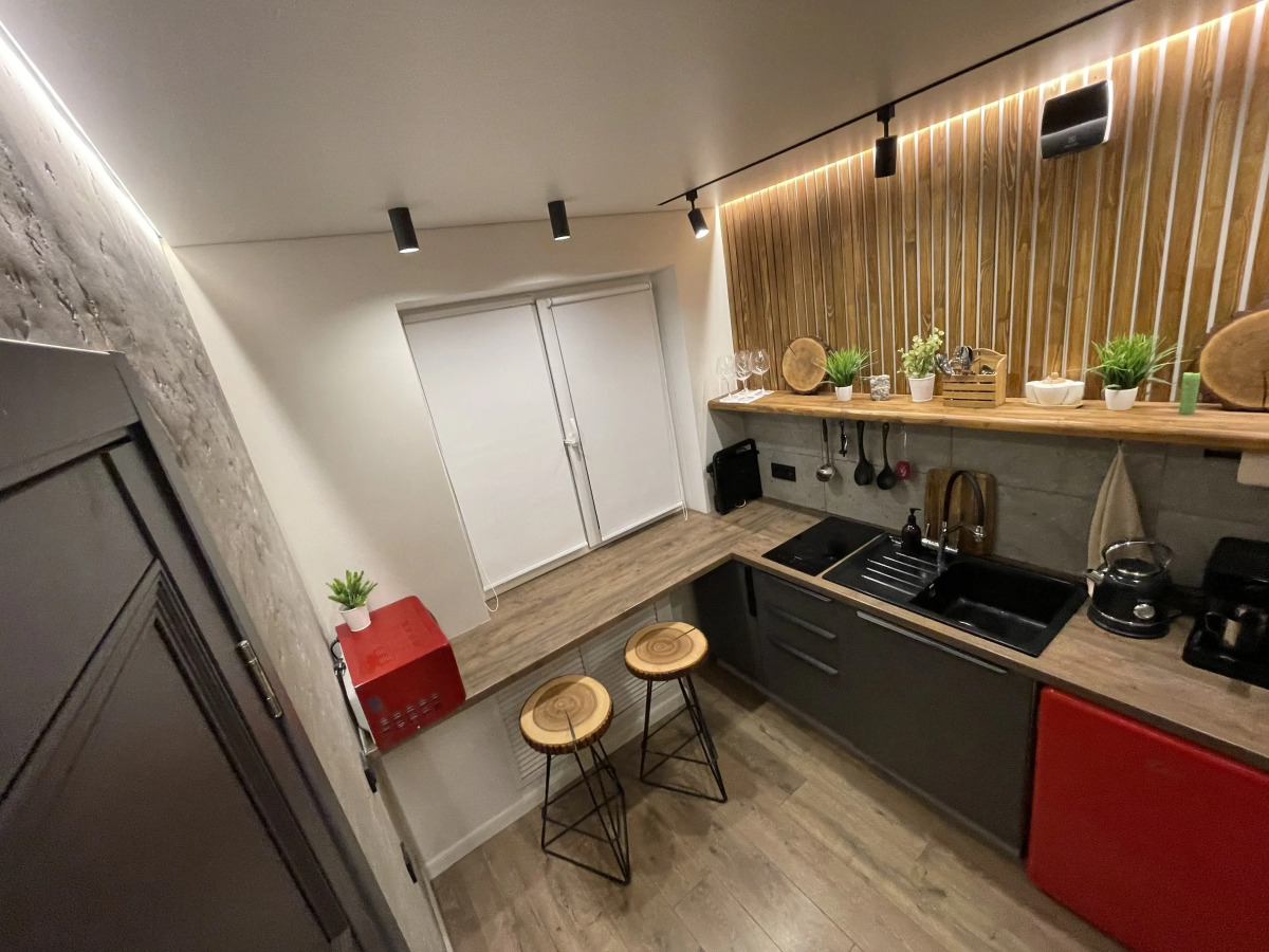 Квартира видовая дизайнерская 2х-комнатная в стиле Лофт