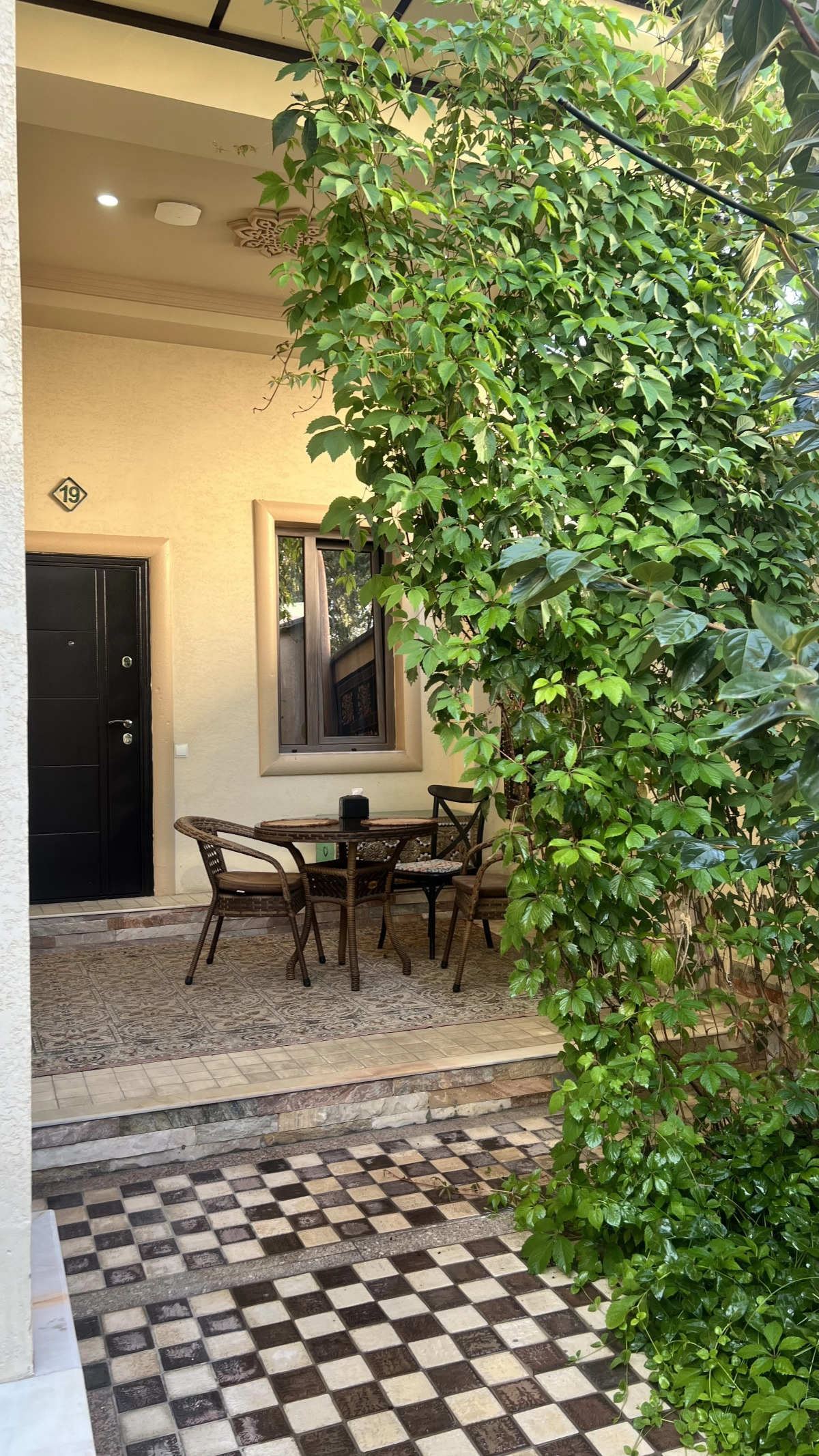 Отель Zahid Inn