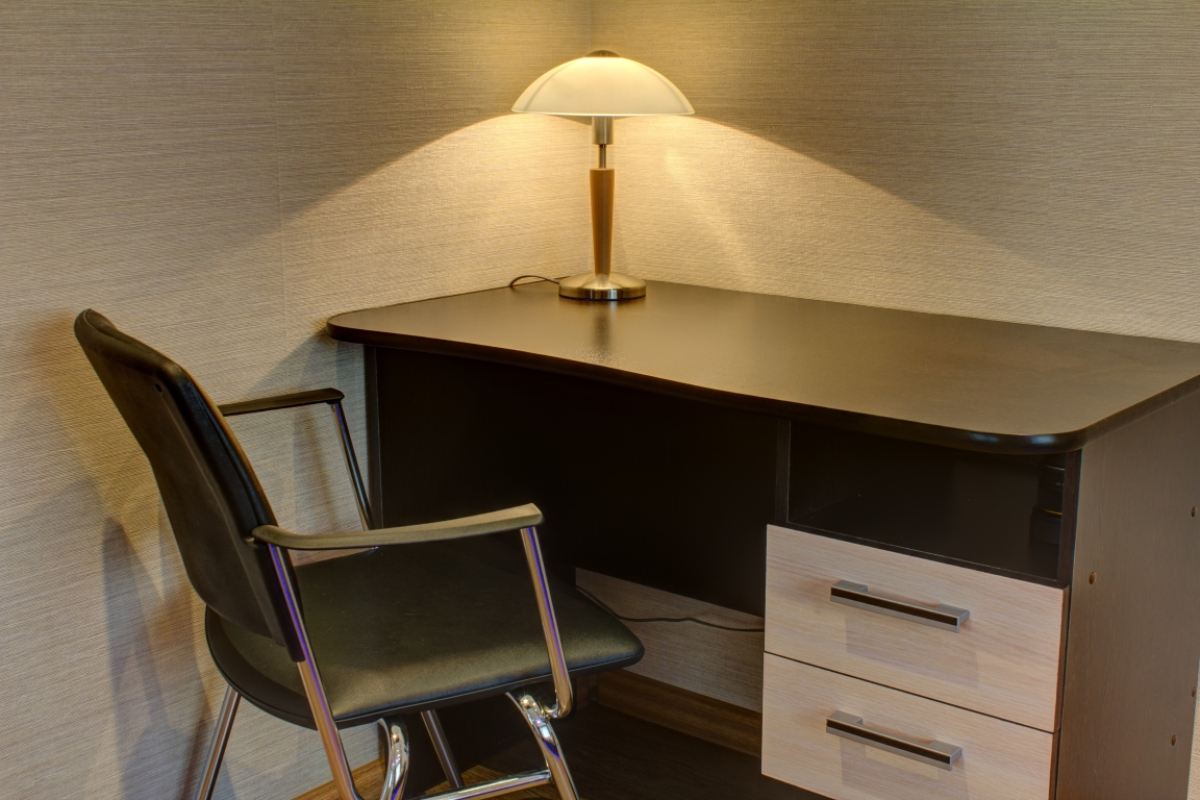 Апартаменты Стандартные с Балконом и Видом на Город на площади МОПРа