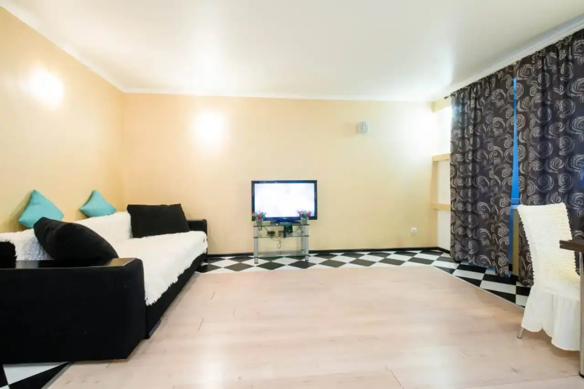 Апартаменты На Симбирцева 44