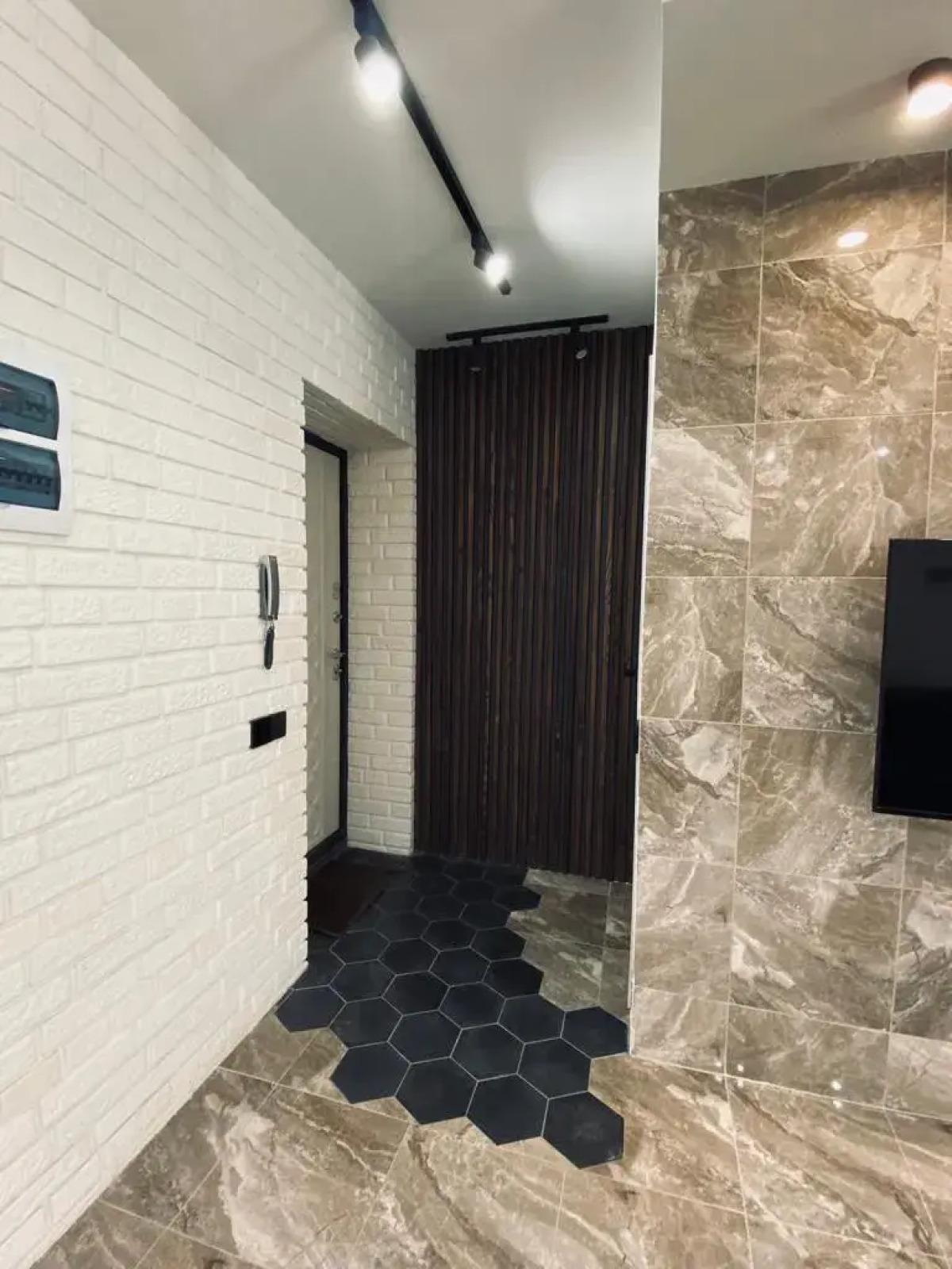 Апартаменты Современные на улице Коммунаров