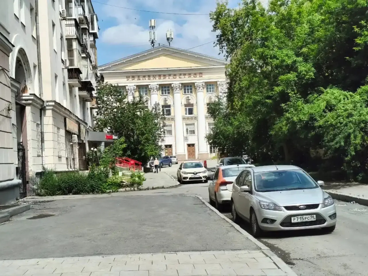 Квартира Ленина 99 -Балкон &Кафе