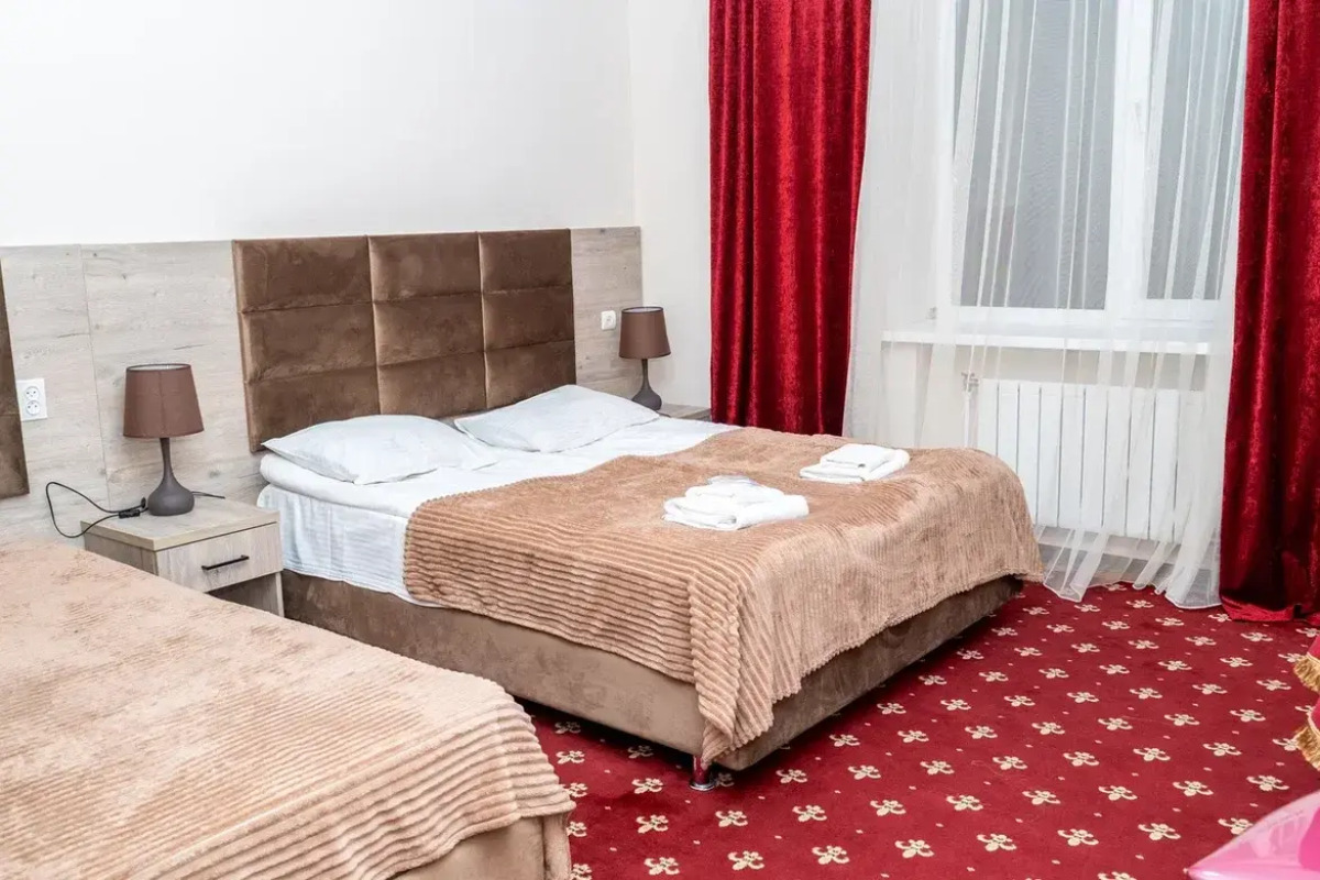 Отель Белые Ночи