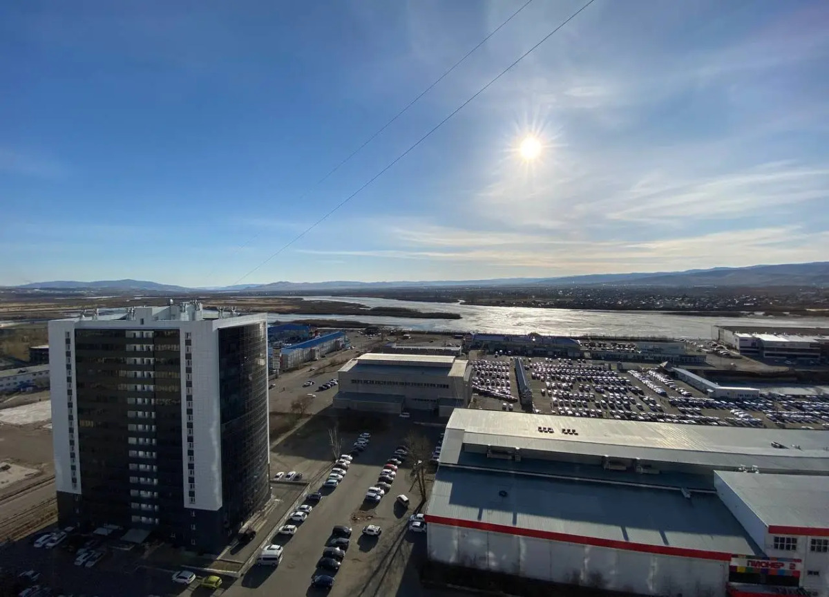 Апартаменты в Центре Города  на Высоком Этаже