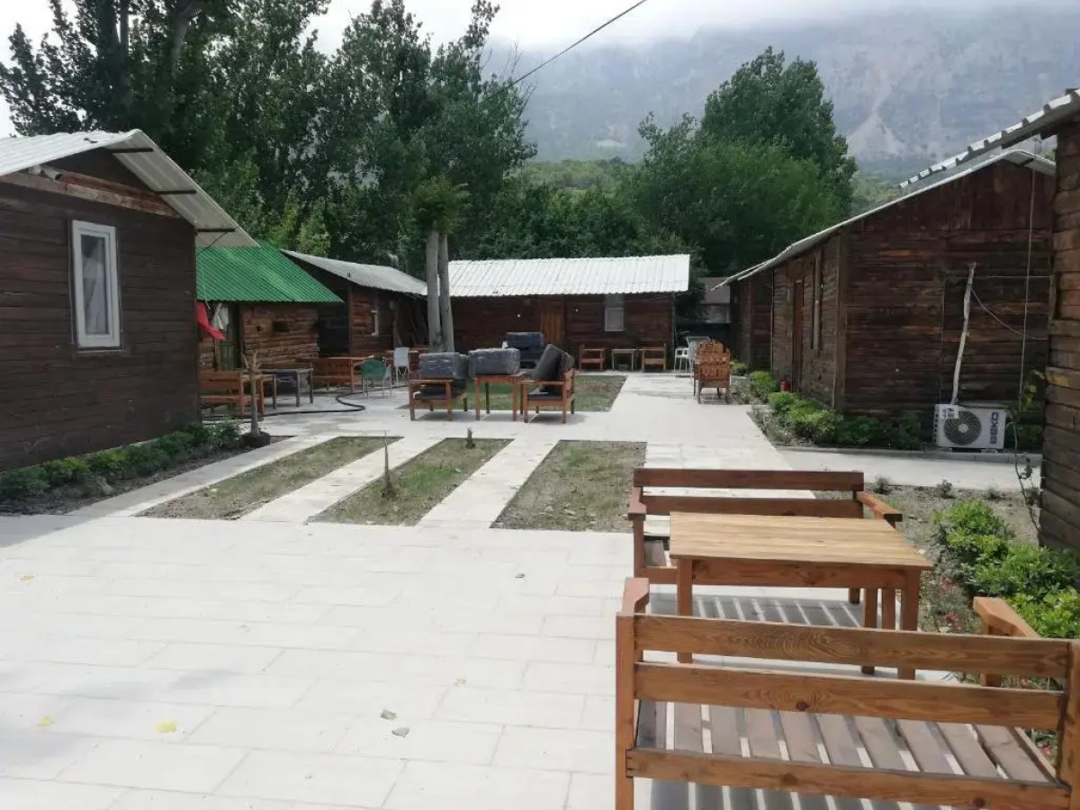 Отель Lime Tree Houses