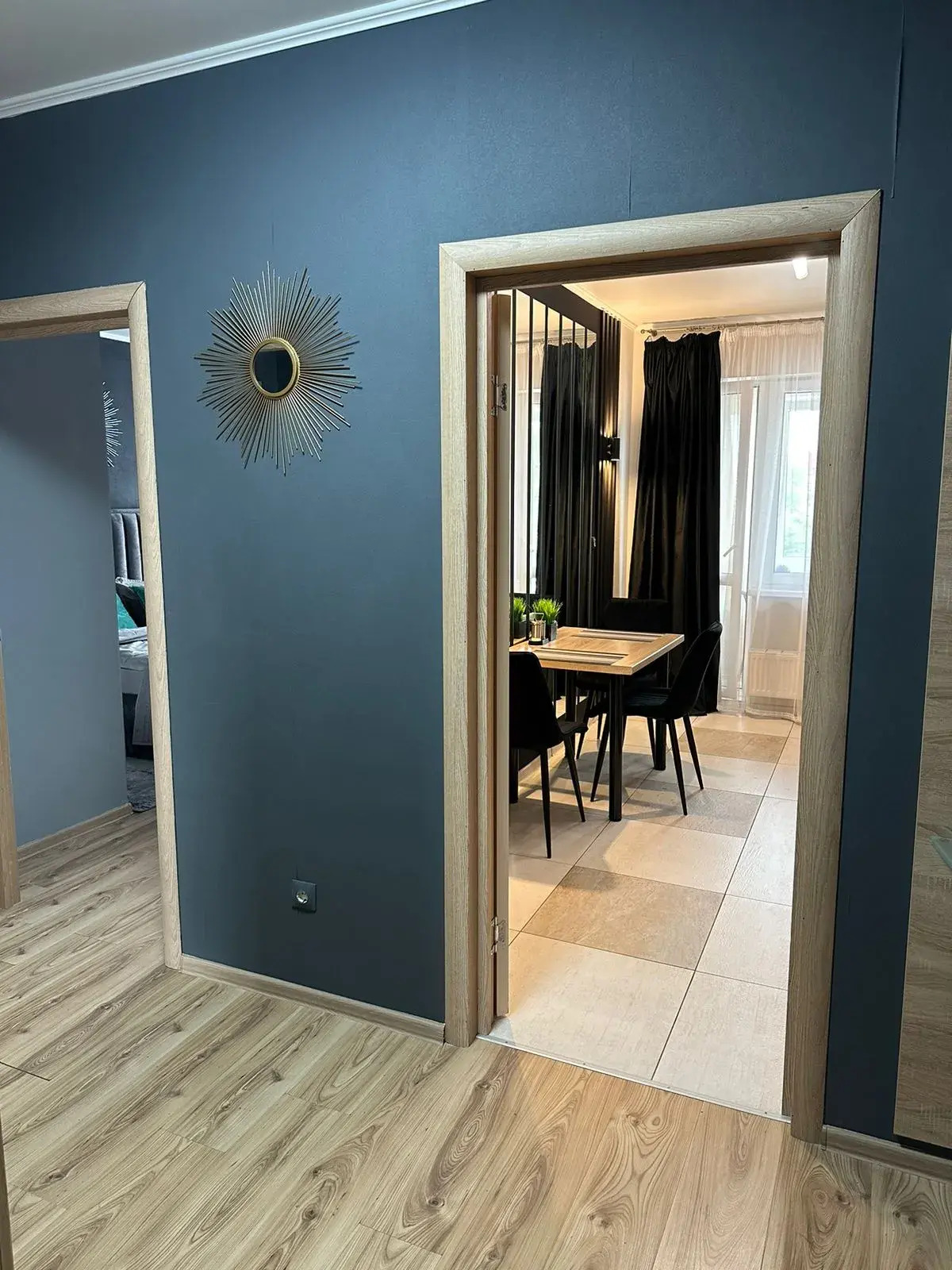 Квартира класса комфорт плюс с видом на реку в центре Рыбной деревни, остров Канта