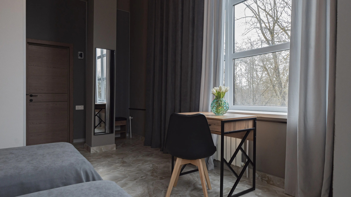 Отель Артман