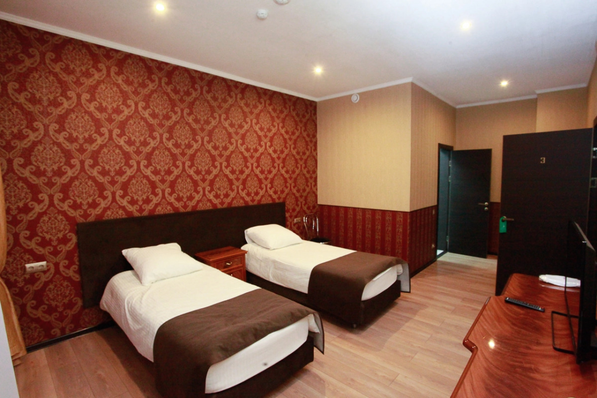 Отель Чкалов