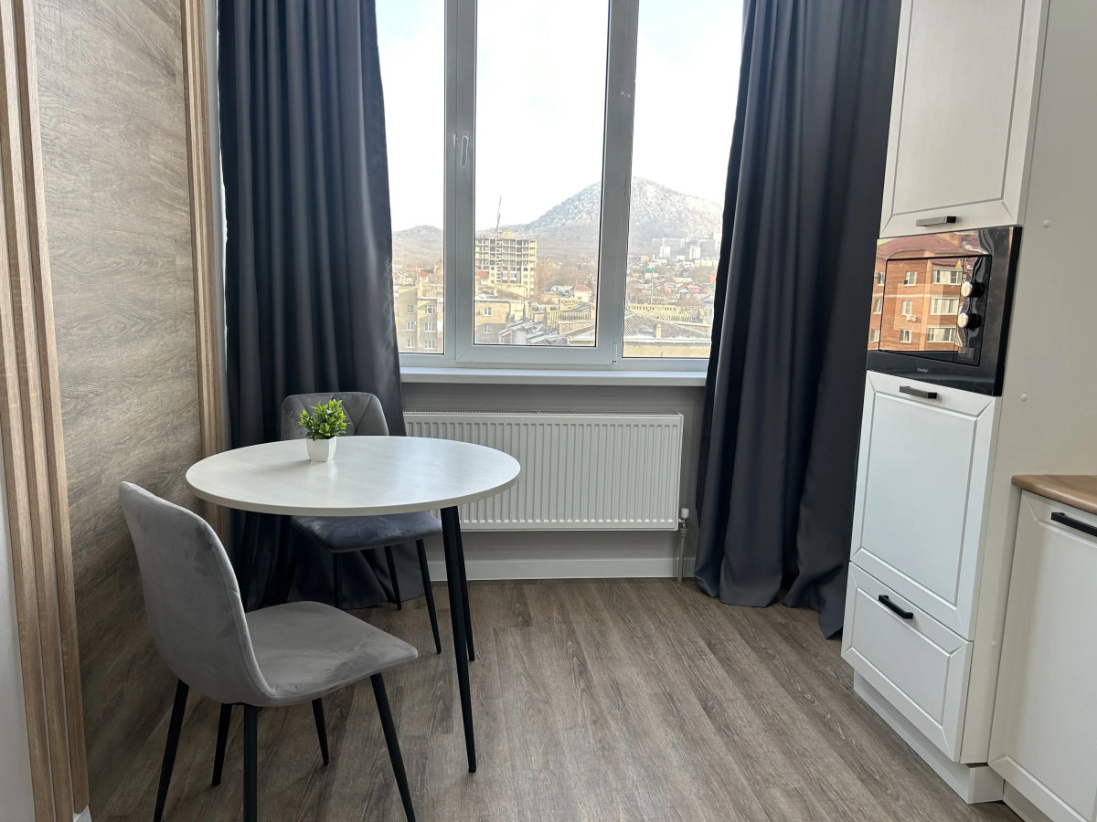 Квартира с видом на горы