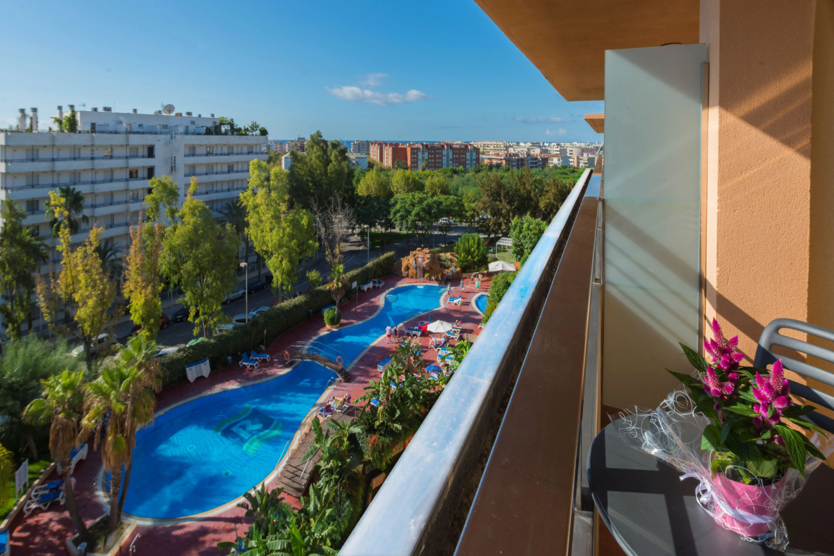 Отель 4R Gran Regina