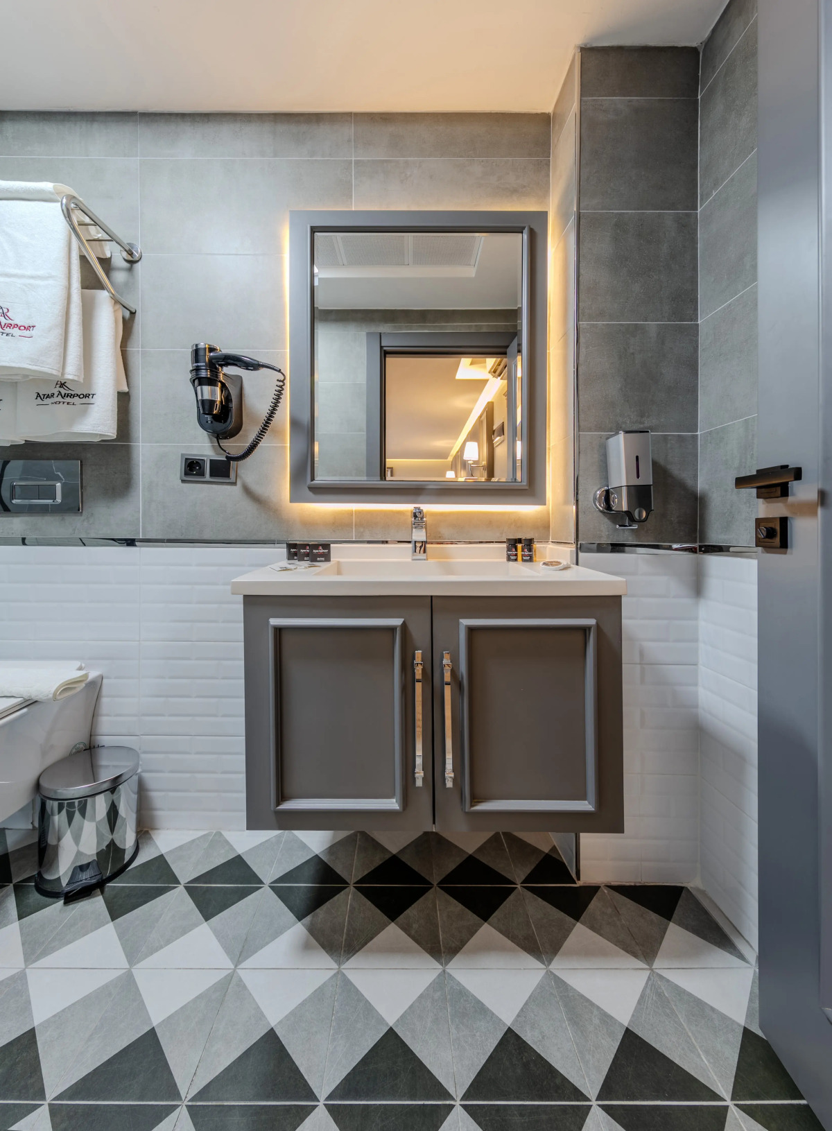 Atar Airport Hotel & Spa