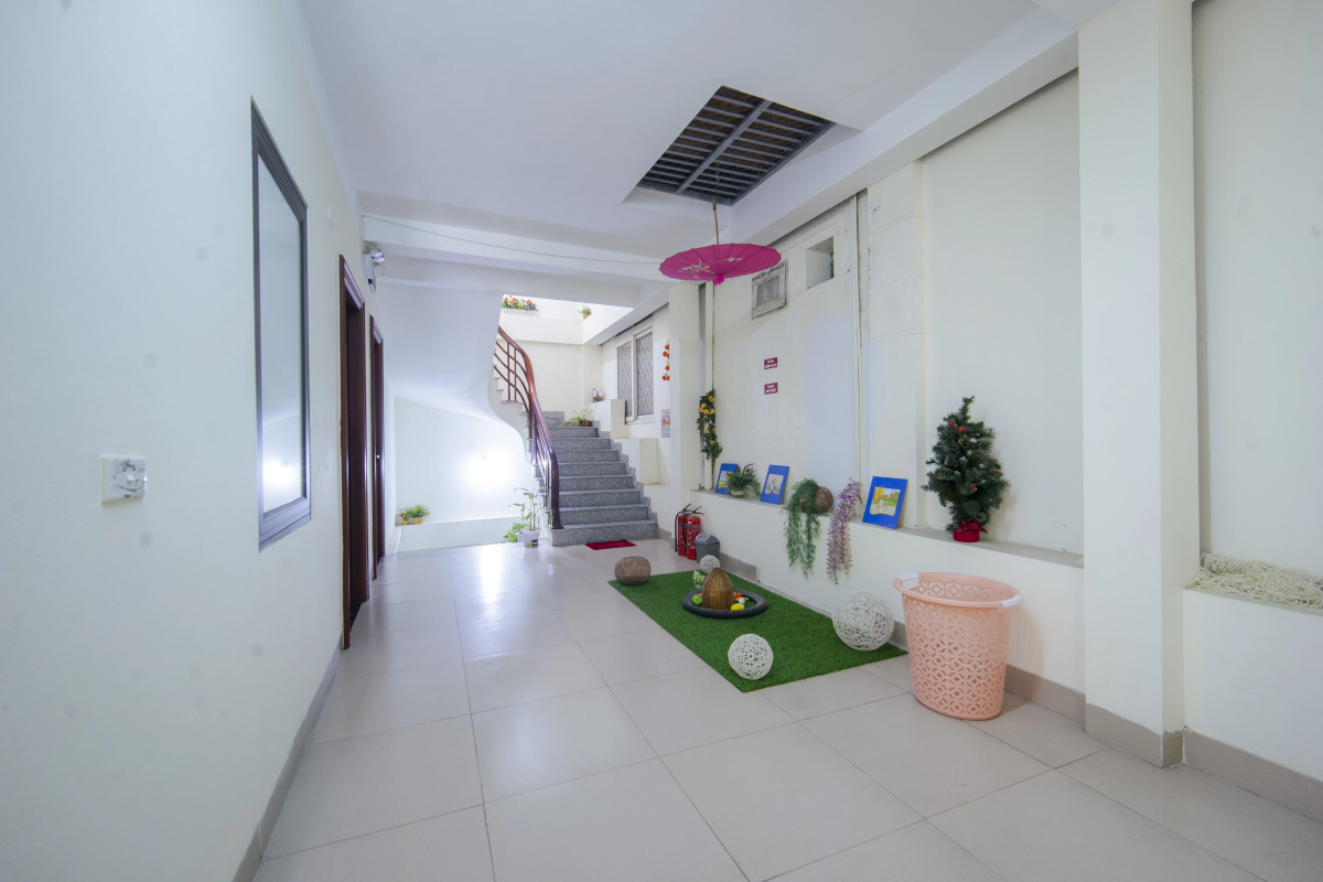 Отель Family Transit 2