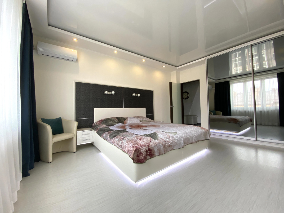 Квартира Royal Stylish Apartments  у Королевских ворот