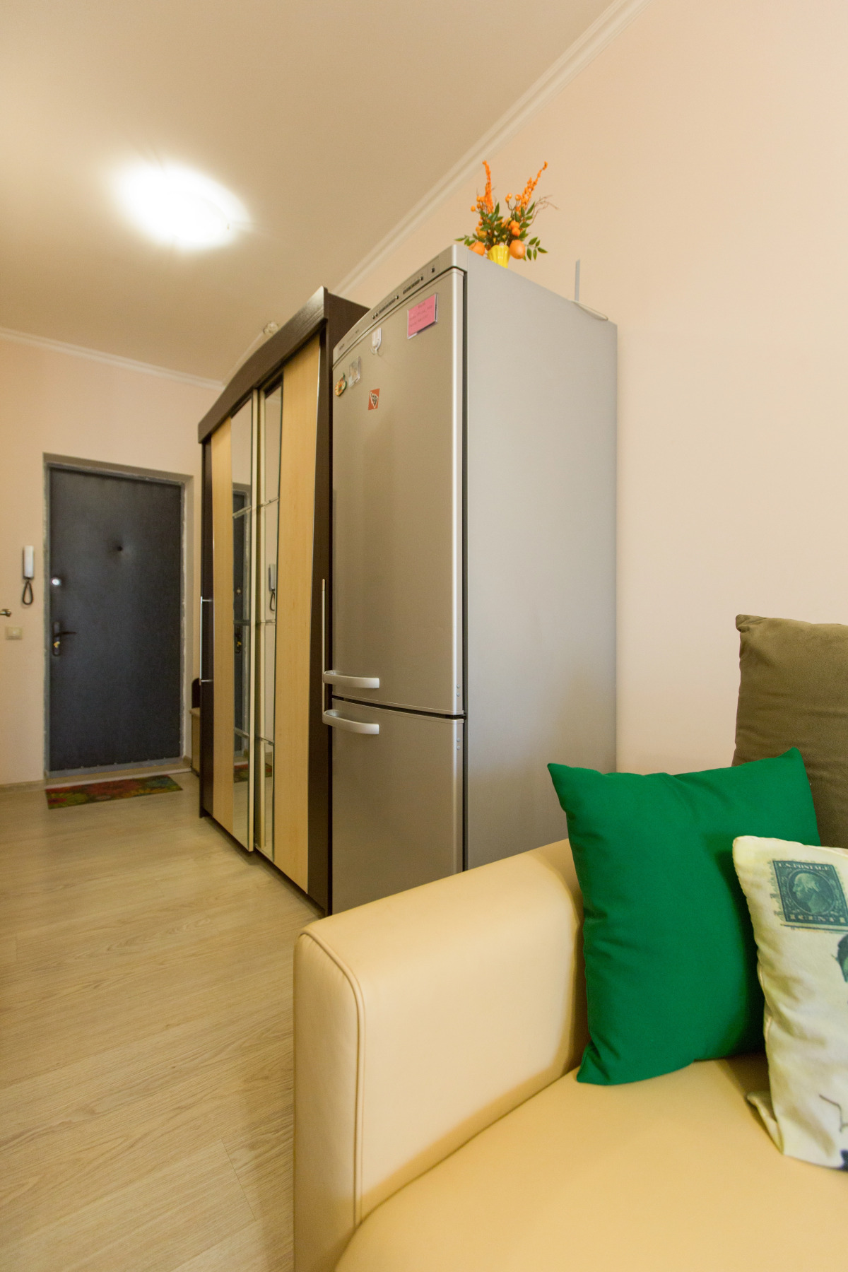 Апартаменты на улице Дмитрия Михайлова 1