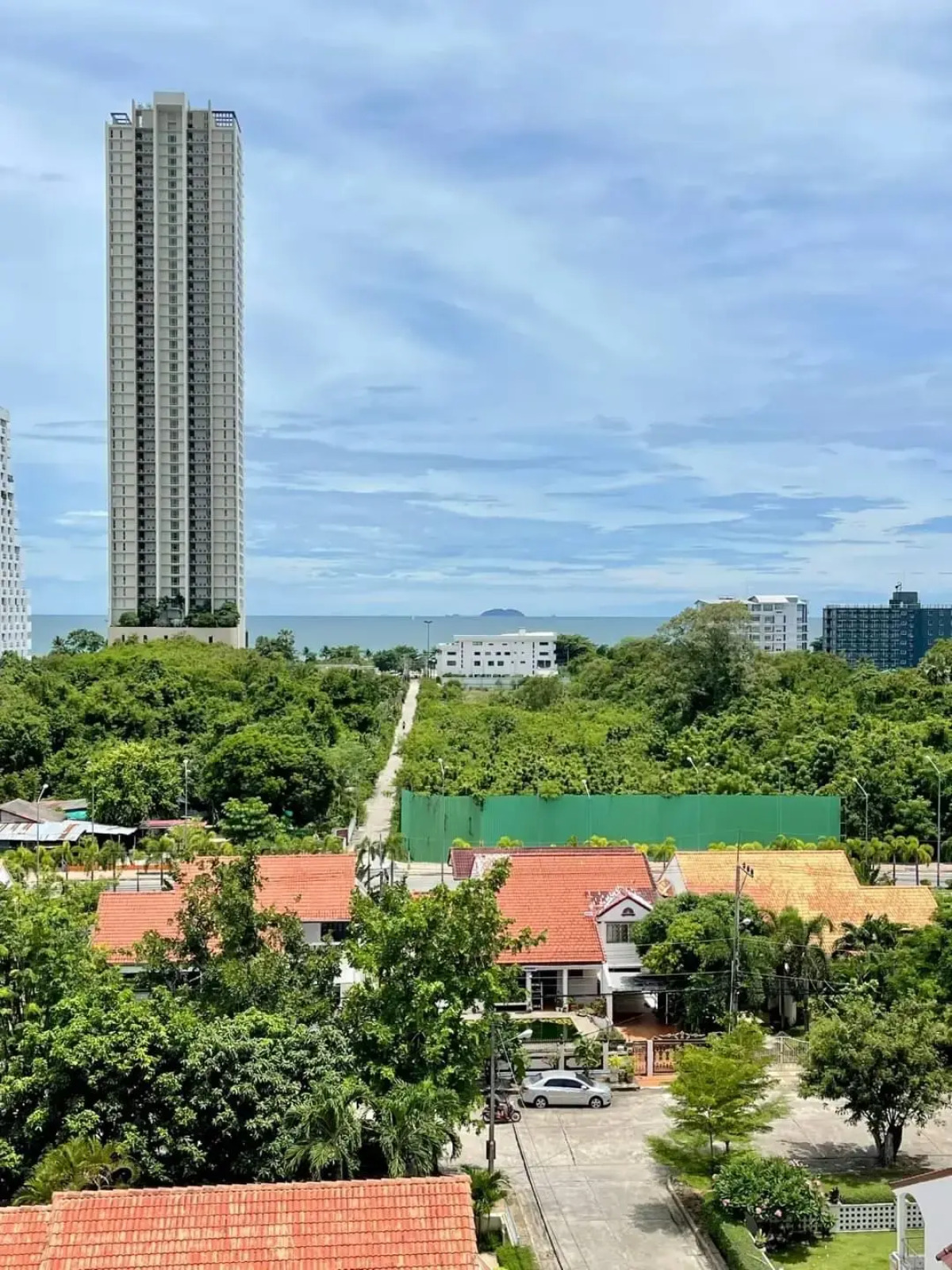 Апартаменты  Seven Seas 2 Bedroom - Spacious Two Bedroom Apartment In Jomtien Area