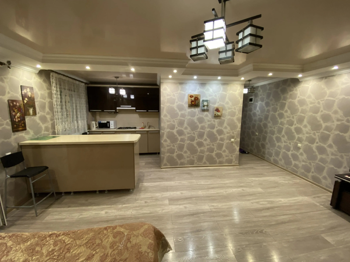 Апартаменты Уютная студия на проспекте Ленина