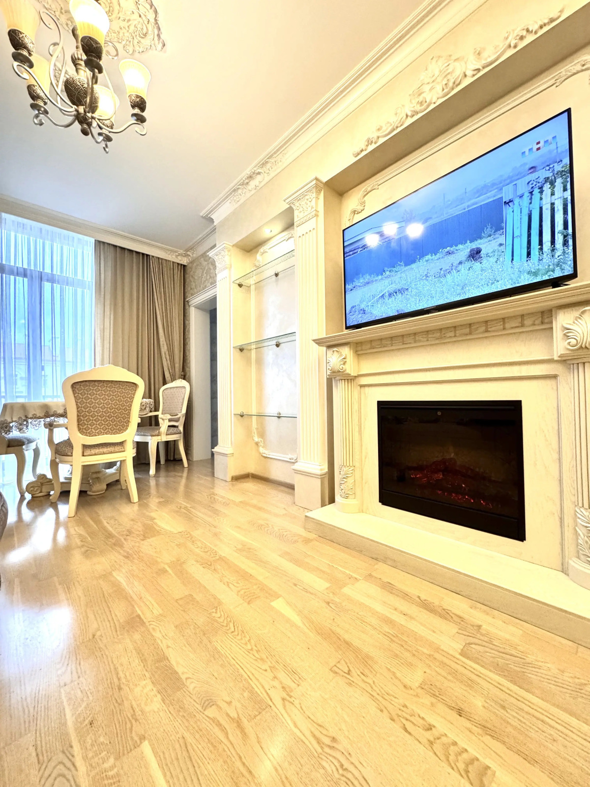 Апартаменты дизайнерские VIP в сердце столицы с круглосуточным заселением улица Красная 22