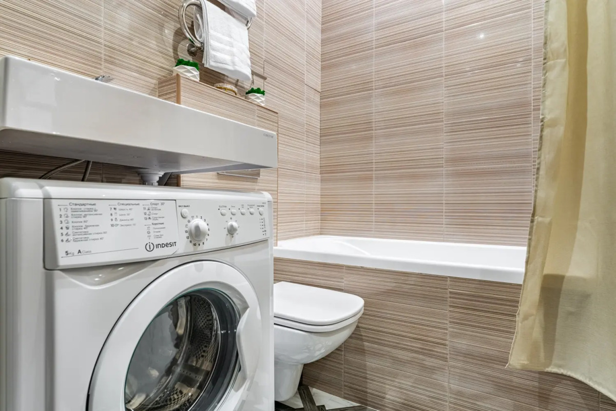 Апартаменты-студия возле метро Стахановская