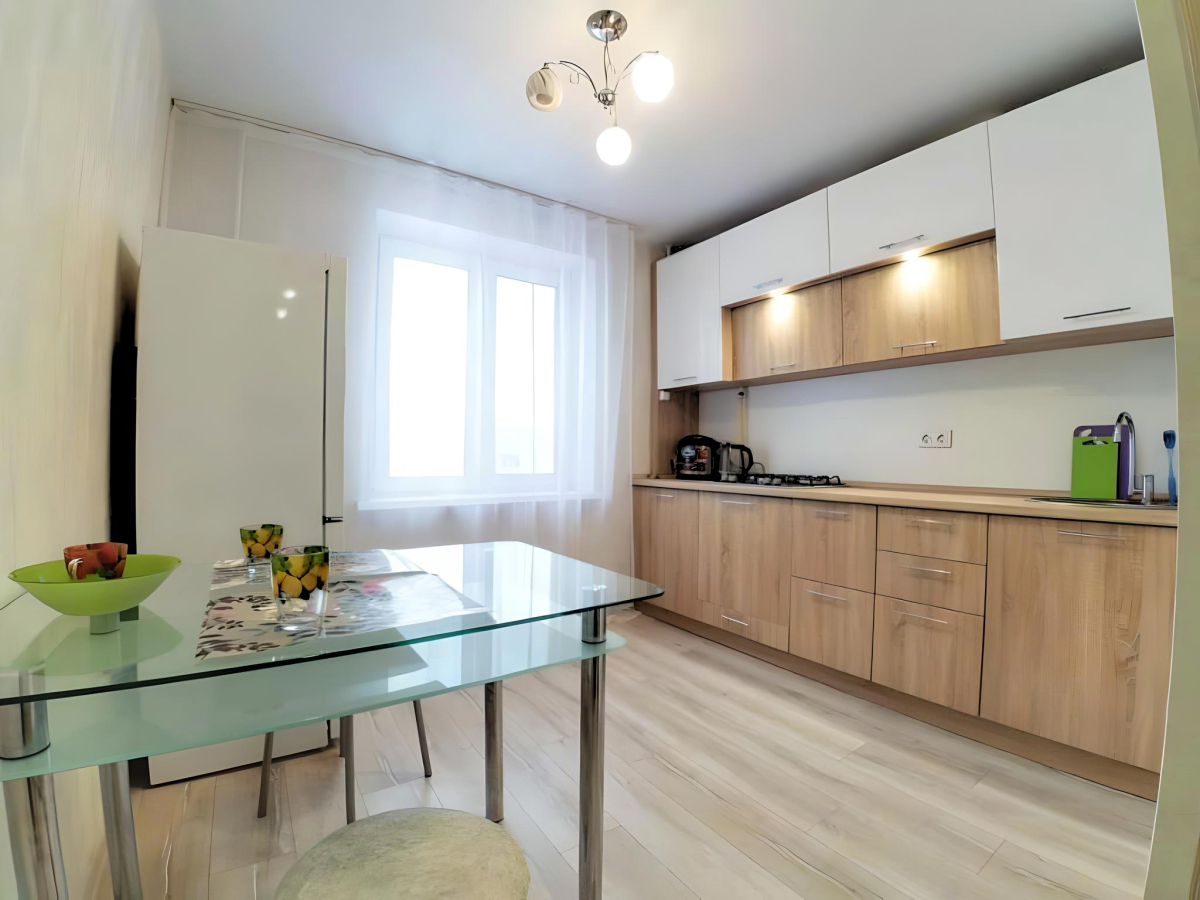 Апартаменты на Четаева 27а