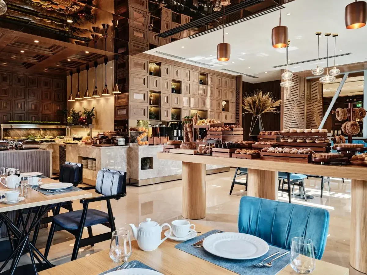 Hotel Crowne Plaza Tashkent, an IHG Hotel