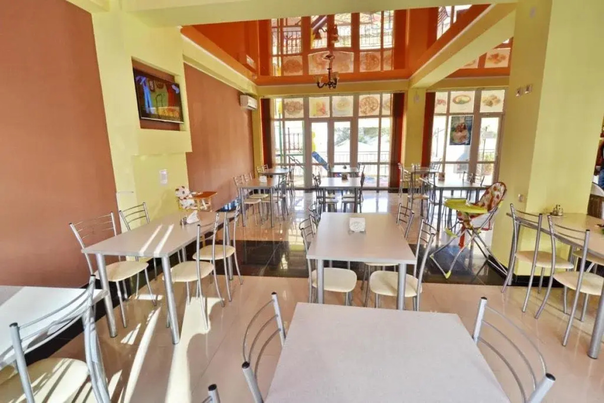 Отель Кронос