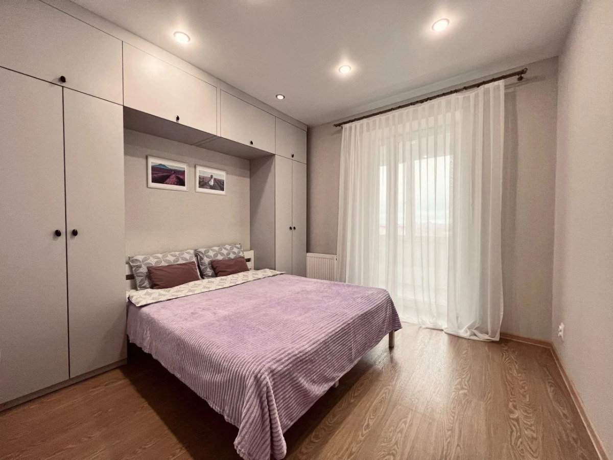 Квартира 2-к Квартира на Тургенева 8