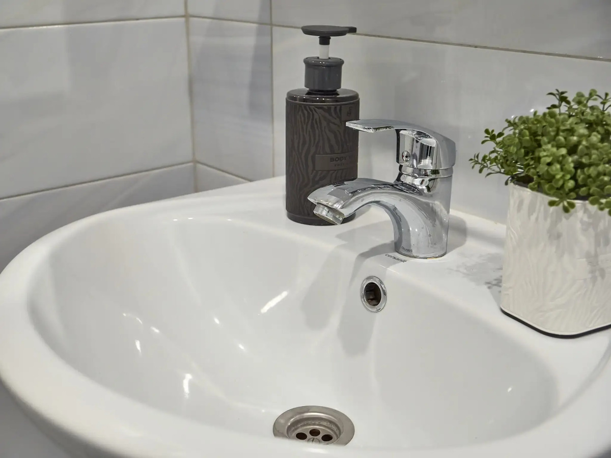 Апартаменты Шафран Ирины Савельевой - В центре у курортного бульвара - Закрытый двор