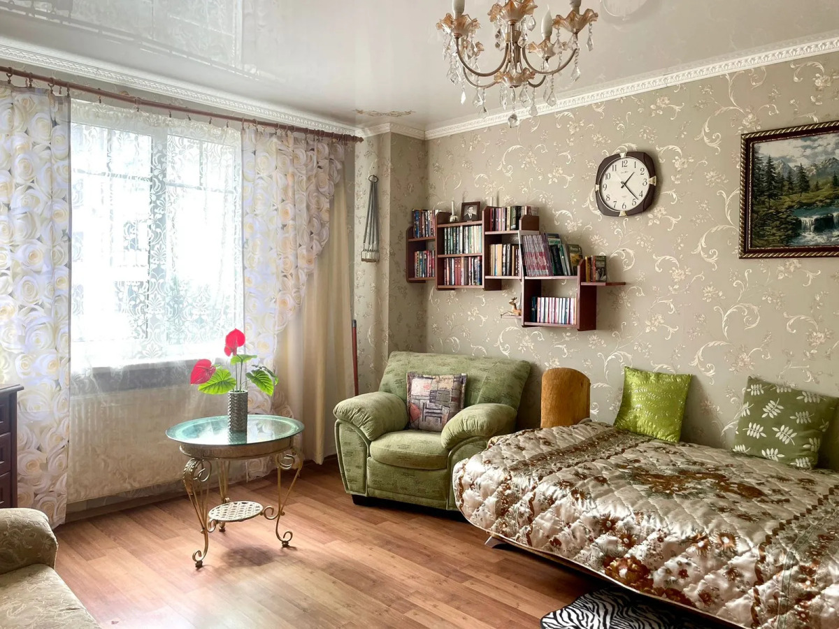 Квартира у бабушки Элизабет