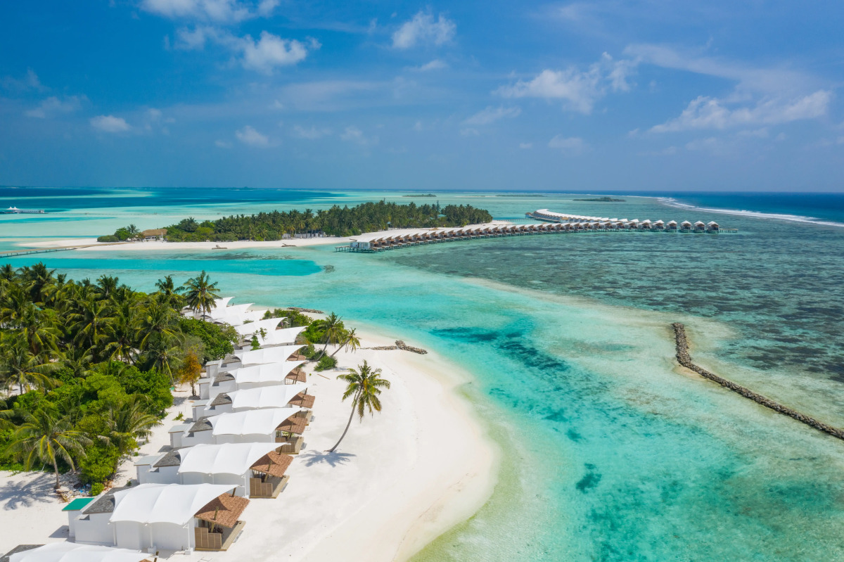 Отель Cinnamon Hakuraa Huraa Maldives