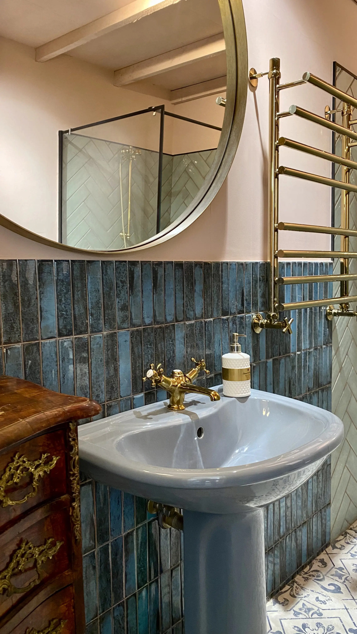 Апартаменты ApartMari Уникальный Люкс с видом на город